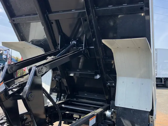 三菱 ファイター 2KG-FK72F(2WD)の写真12