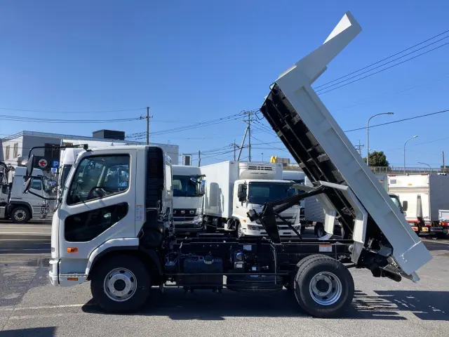 三菱 ファイター 2KG-FK72F(2WD)の写真5