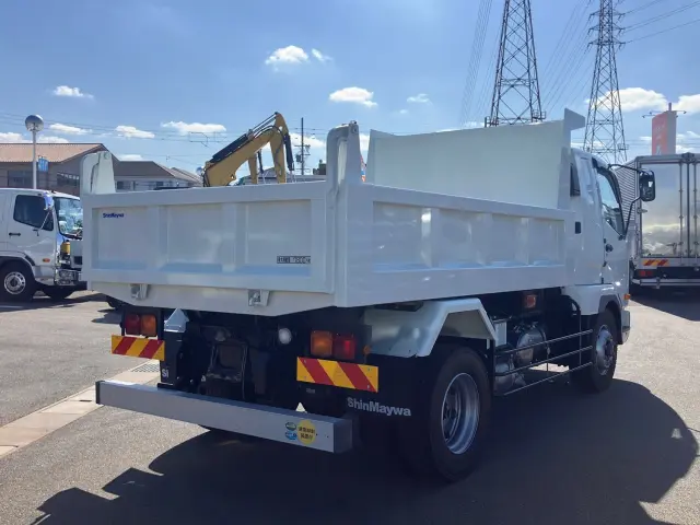 三菱 ファイター 2KG-FK62FZ(2WD)の写真3