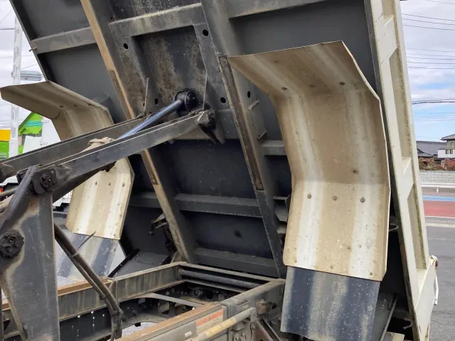 いすゞ フォワード TKG-FRR90S1(2WD)の写真13