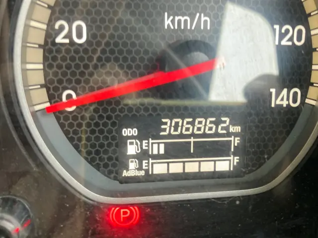 いすゞ ギガ 2PG-CXZ77CT(6x4)の写真22