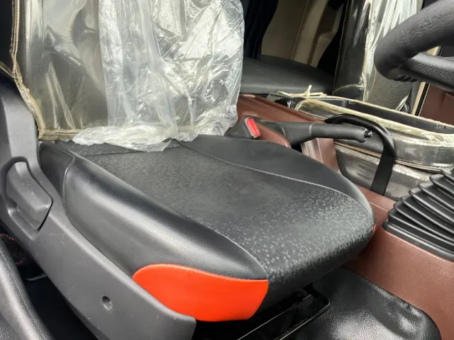 日野 レンジャー 2KG-FD2ABA(2WD)の写真19