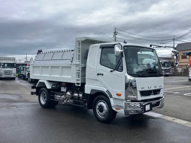 三菱 ファイター 2KG-FK62FZ(2WD)の写真2