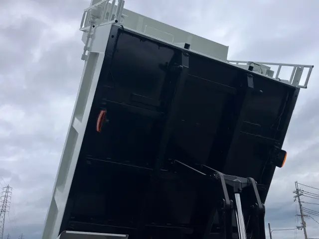 三菱 ファイター 2KG-FK62FZ(2WD)の写真12