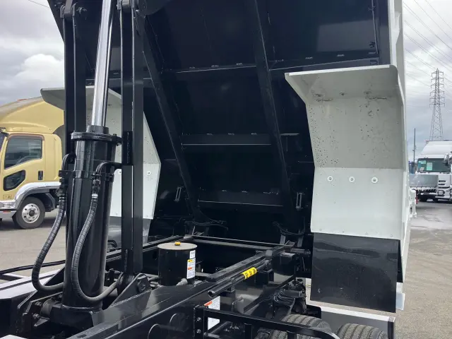 三菱 ファイター 2KG-FK62FZ(2WD)の写真13