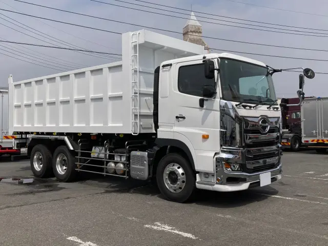 日野 プロフィア 2DG-FS1AJE(6x4)の写真2