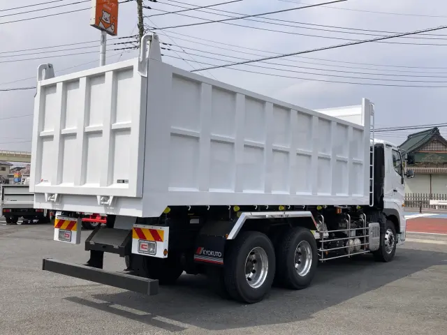 日野 プロフィア 2DG-FS1AJE(6x4)の写真3