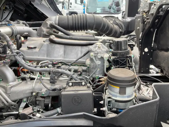 日野 プロフィア 2DG-FS1AJE(6x4)の写真20