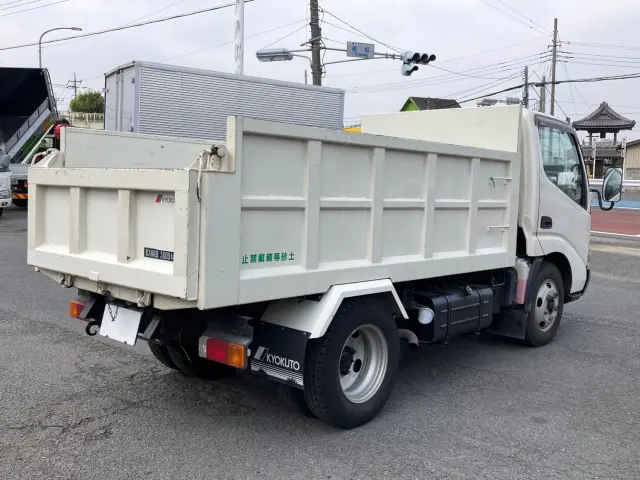 日野 デュトロ BDG-XZU314T(2WD)の写真3