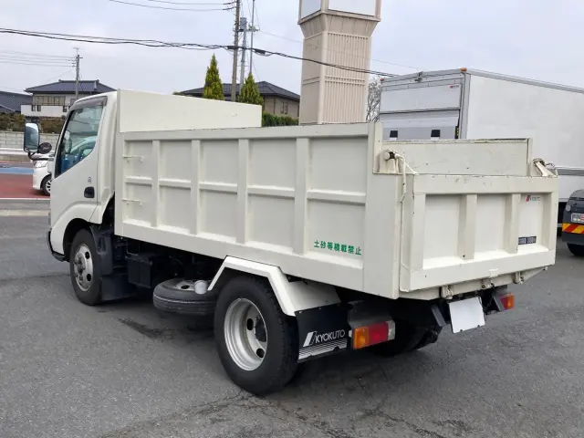 日野 デュトロ BDG-XZU314T(2WD)の写真4
