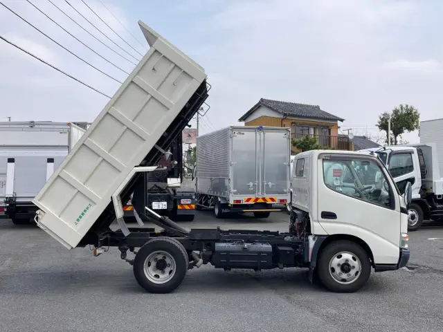 日野 デュトロ BDG-XZU314T(2WD)の写真6