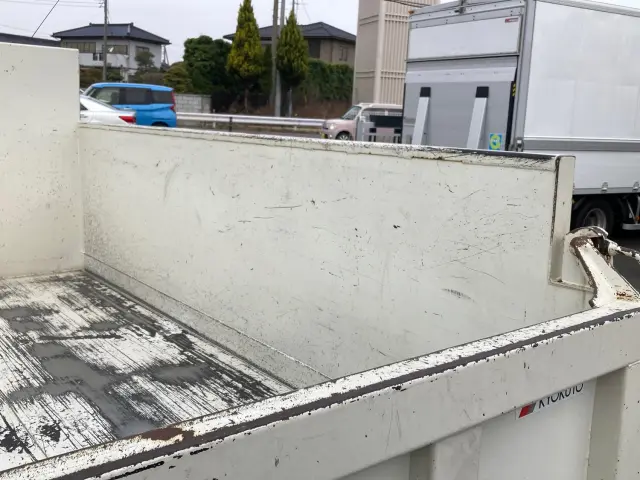 日野 デュトロ BDG-XZU314T(2WD)の写真13