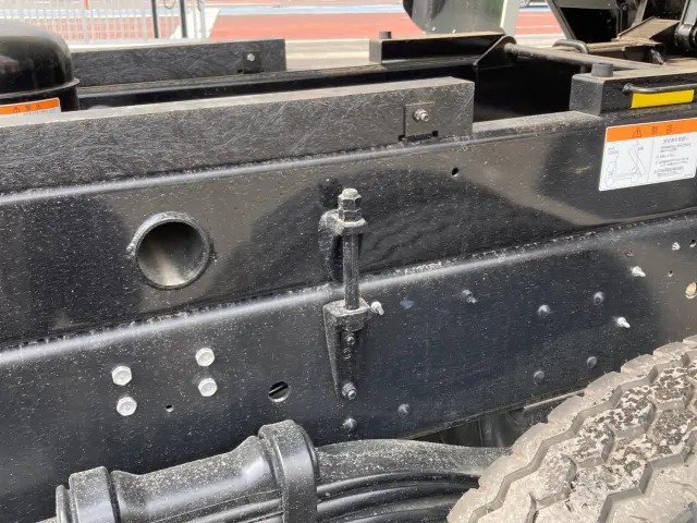 いすゞ ギガ 2RG-CXZ77DT(6x4)の写真15