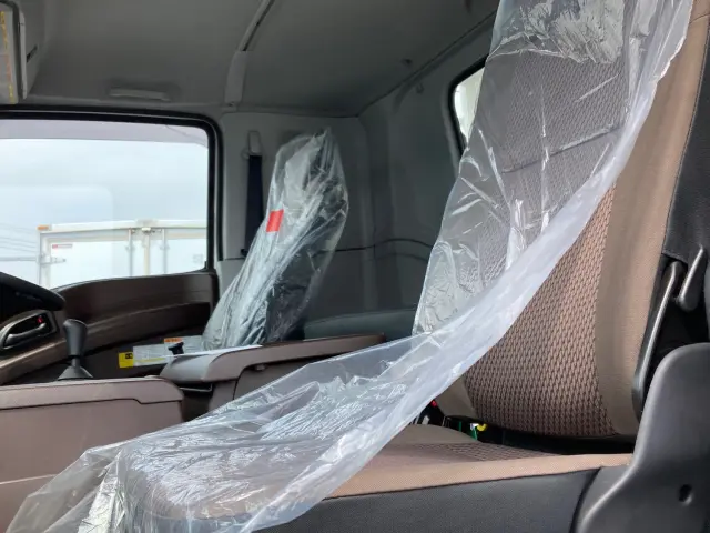 いすゞ ギガ 2RG-CXZ77DT(6x4)の写真20