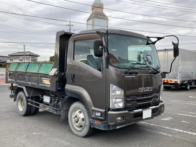いすゞ フォワード TKG-FRR90S2(2WD)の写真2