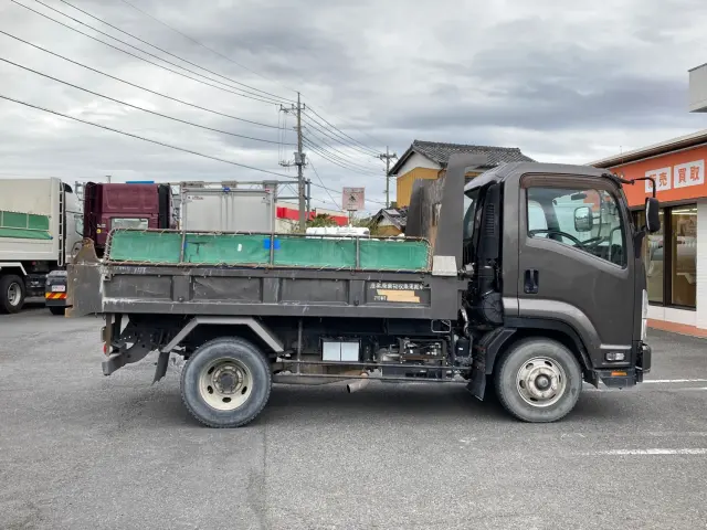 いすゞ フォワード TKG-FRR90S2(2WD)の写真8