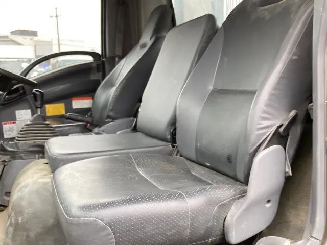 いすゞ フォワード TKG-FRR90S2(2WD)の写真20