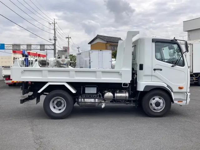 三菱 ファイター 2KG-FK72F(2WD)の写真8