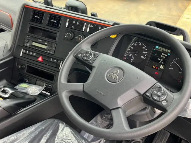 三菱 スーパーグレート 2PG-FV80VZ(6x4)の写真24