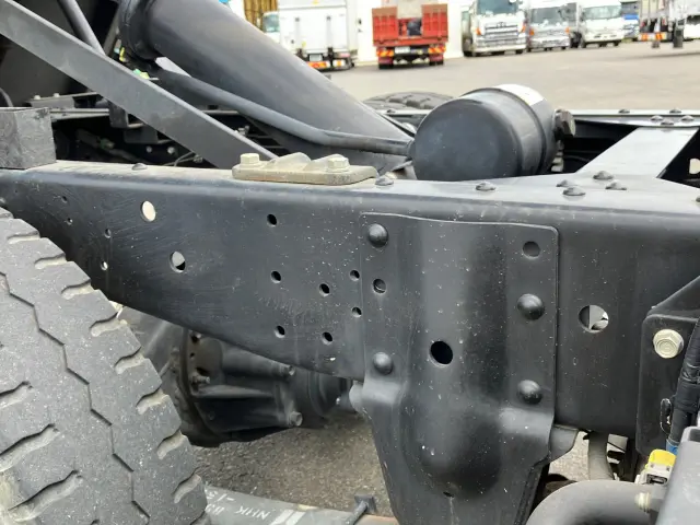 いすゞ エルフ 2RG-NJR88AD(2WD)の写真14
