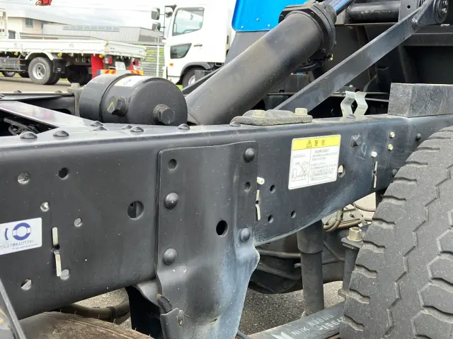 いすゞ エルフ 2RG-NJR88AD(2WD)の写真15