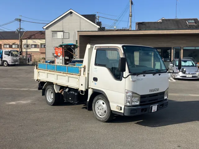 いすゞ エルフ TKG-NJR85AD(2WD)の写真2