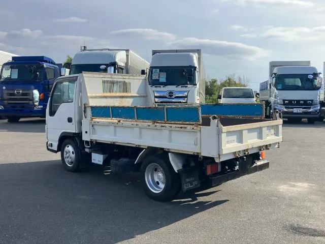 いすゞ エルフ TKG-NJR85AD(2WD)の写真4