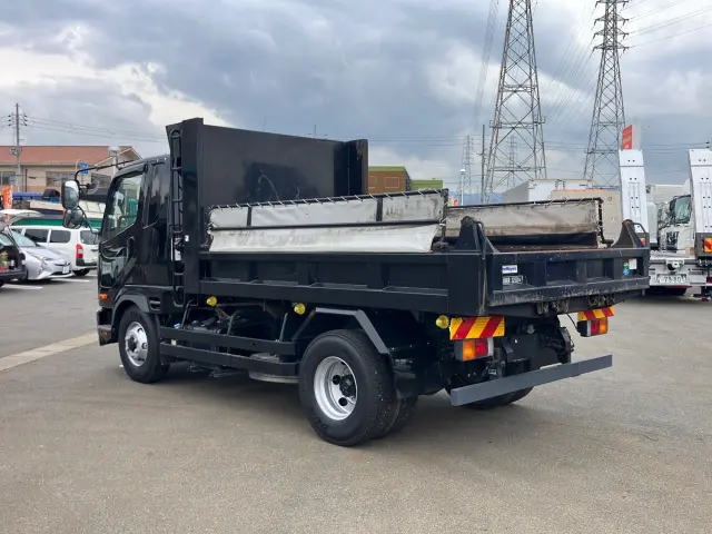 三菱 ファイター 2KG-FK62F(2WD)の写真4