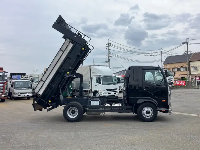 三菱 ファイター 2KG-FK62F(2WD)の写真6