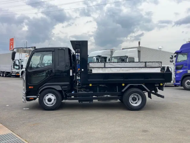 三菱 ファイター 2KG-FK62F(2WD)の写真7