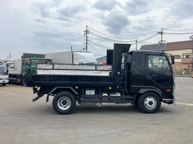 三菱 ファイター 2KG-FK62F(2WD)の写真8