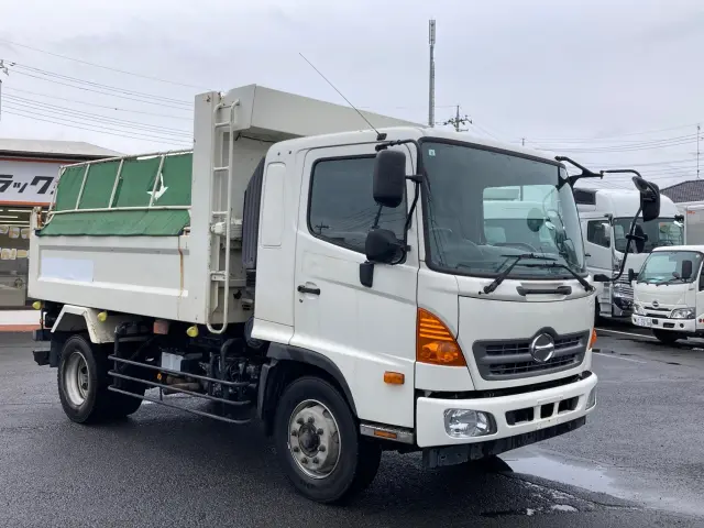 日野 レンジャー LKG-FE7JEAA(2WD)の写真2