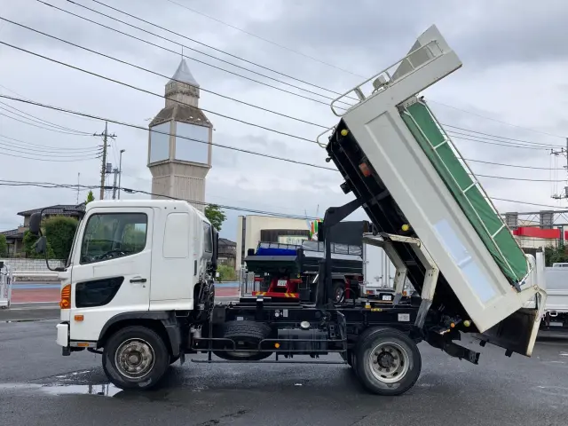 日野 レンジャー LKG-FE7JEAA(2WD)の写真5