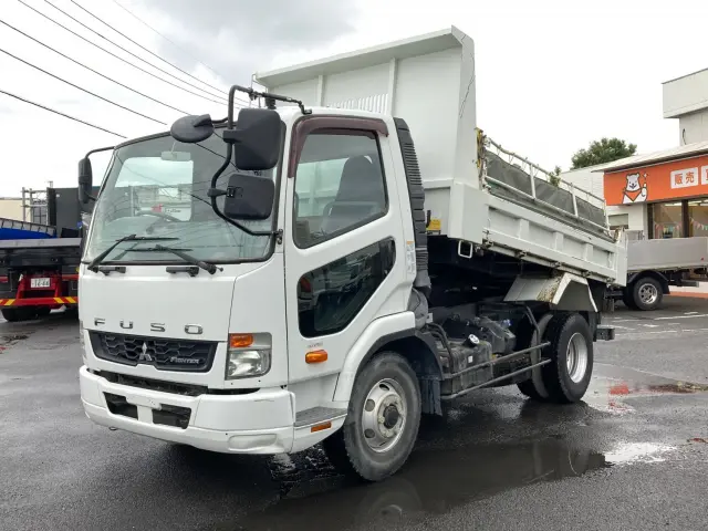 三菱 ファイター TKG-FK71F(2WD)の写真1