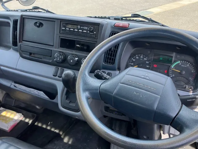 三菱 キャンター TKG-FBA30(2WD)の写真21