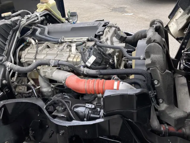 三菱 キャンター TPG-FBA60(2WD)の写真21