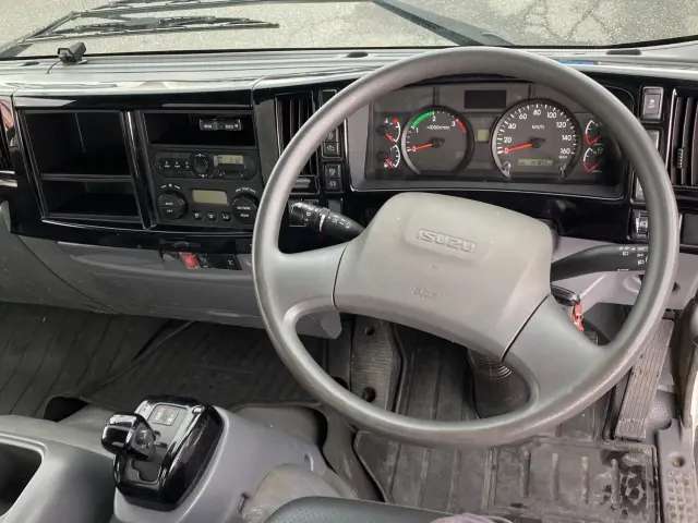 いすゞ フォワード 2RG-FRR90S2(2WD)の写真19