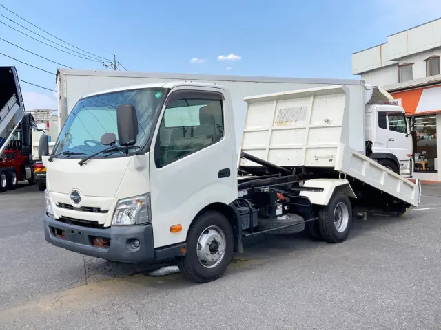 日野 デュトロ 2KG-XZU700X(2WD)の写真1