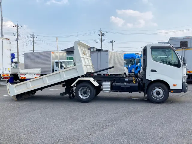 日野 デュトロ 2KG-XZU700X(2WD)の写真6