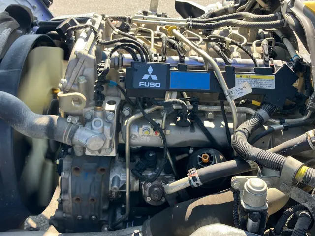 三菱 キャンター TKG-FBA60(2WD)の写真17