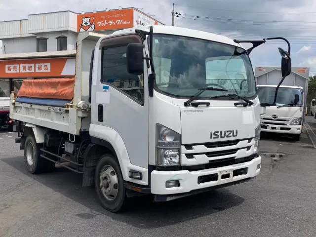 いすゞ フォワード TKG-FRR90S1(2WD)の写真2
