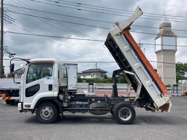 いすゞ フォワード TKG-FRR90S1(2WD)の写真5
