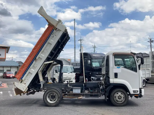 いすゞ フォワード TKG-FRR90S1(2WD)の写真6