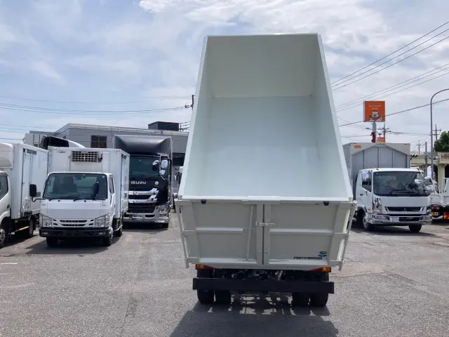 三菱 キャンター 2RG-FBA60(2WD)の写真10