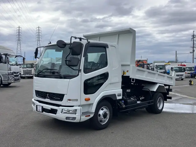 三菱 ファイター 2KG-FK62F(2WD)の写真1