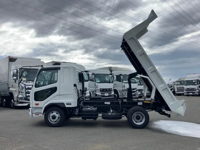 三菱 ファイター 2KG-FK62F(2WD)の写真5