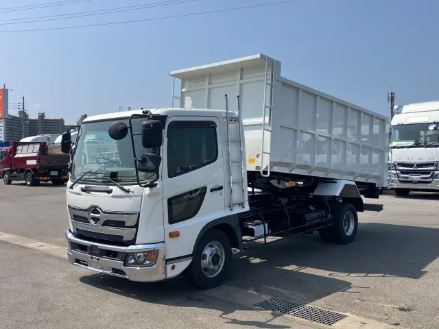 日野 レンジャー 2KG-FD2ABA(2WD)の写真1
