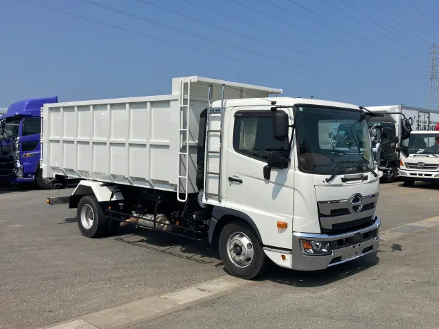 日野 レンジャー 2KG-FD2ABA(2WD)の写真2