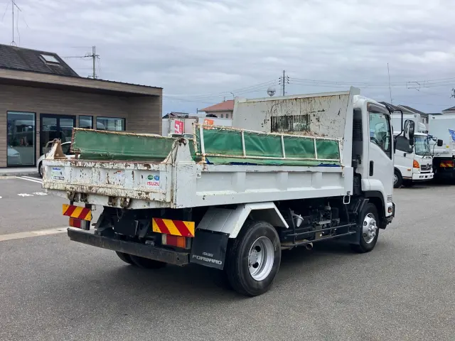 いすゞ フォワード 2RG-FRR90S1(2WD)の写真3