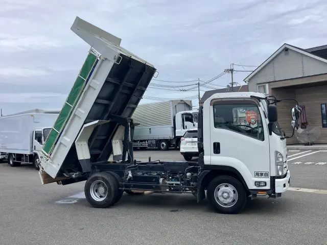 いすゞ フォワード 2RG-FRR90S1(2WD)の写真6